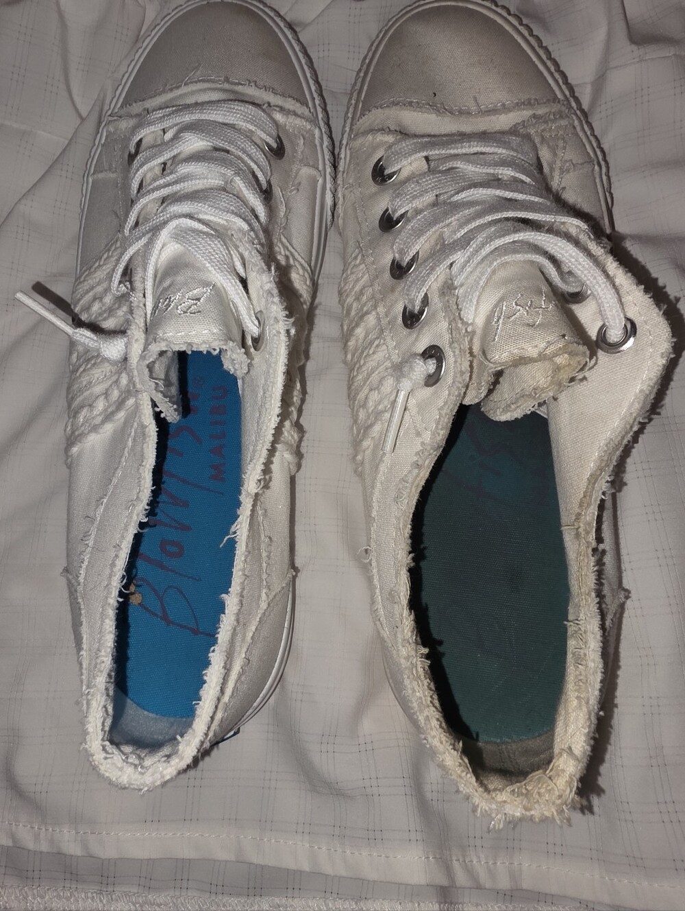 Blowfish Malibu White Canvas Distressed Sneakers US 9
